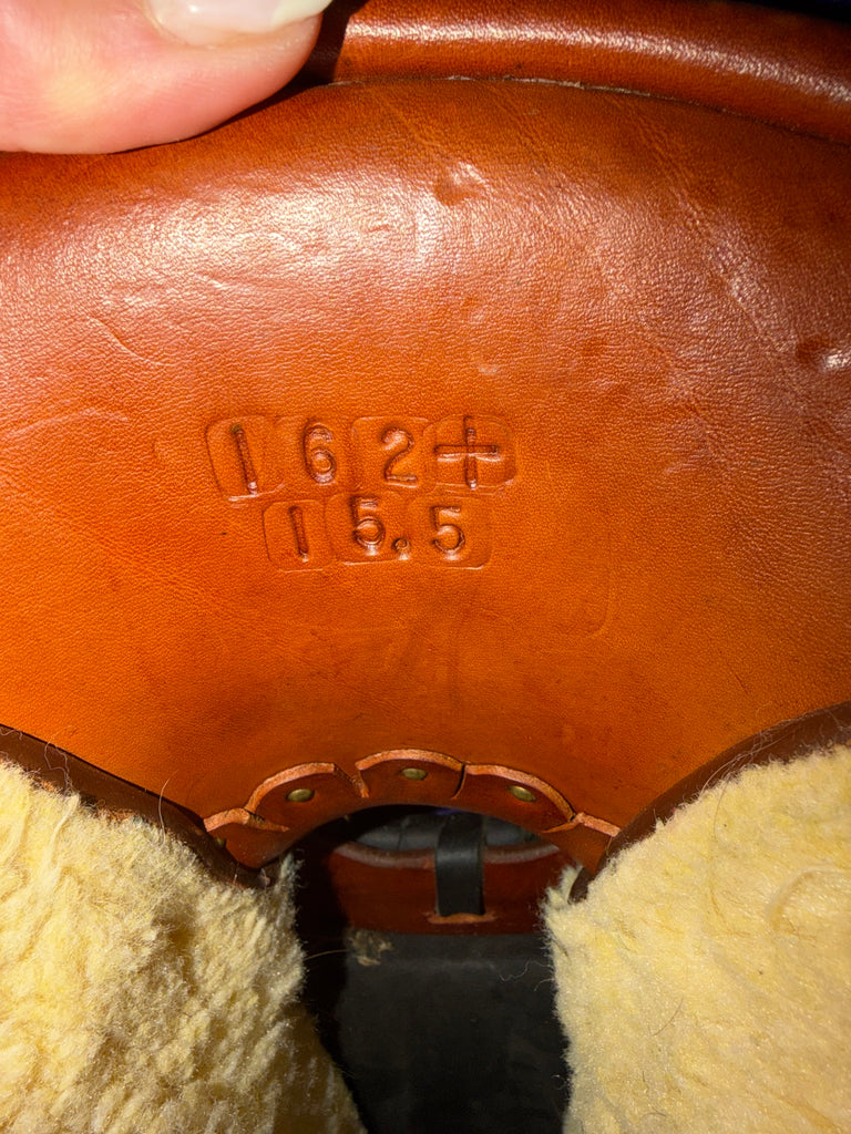 Equiflex Buckaroo Saddle - 162 Tree - 15.5” Seat – The Western Saddler Ltd.