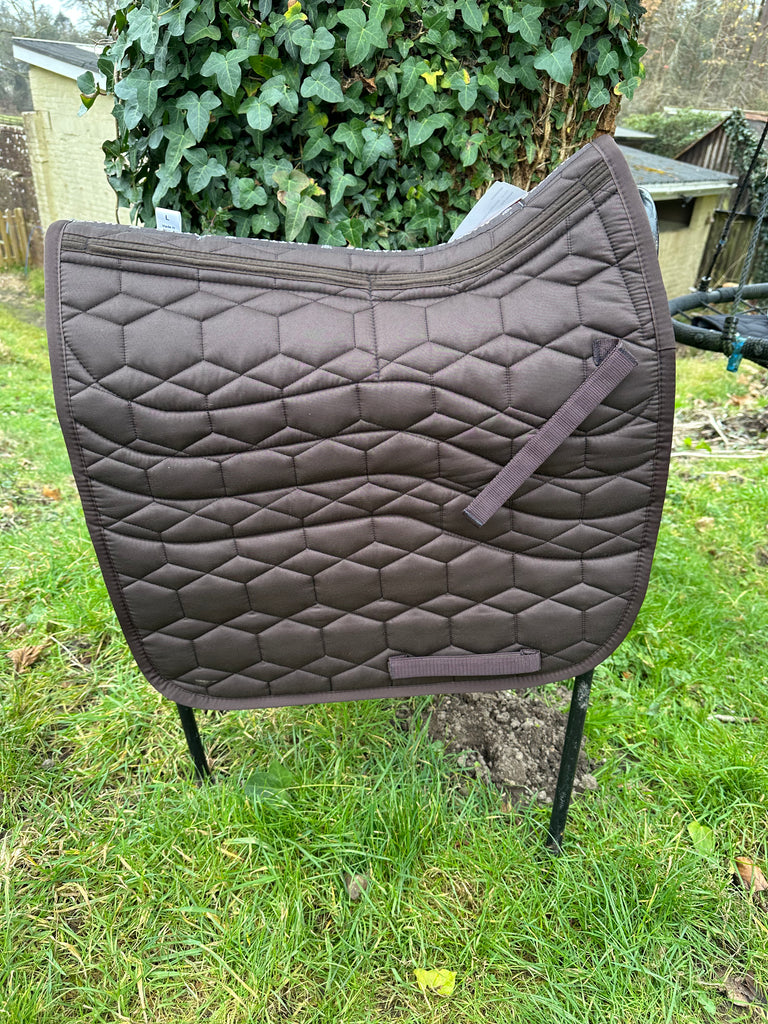 Mattes Dressage Square - L